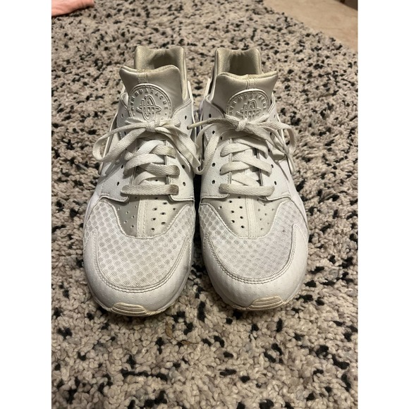 Nike Huarache Run Size 9.5 Retail $150 - Picture 4 of 6